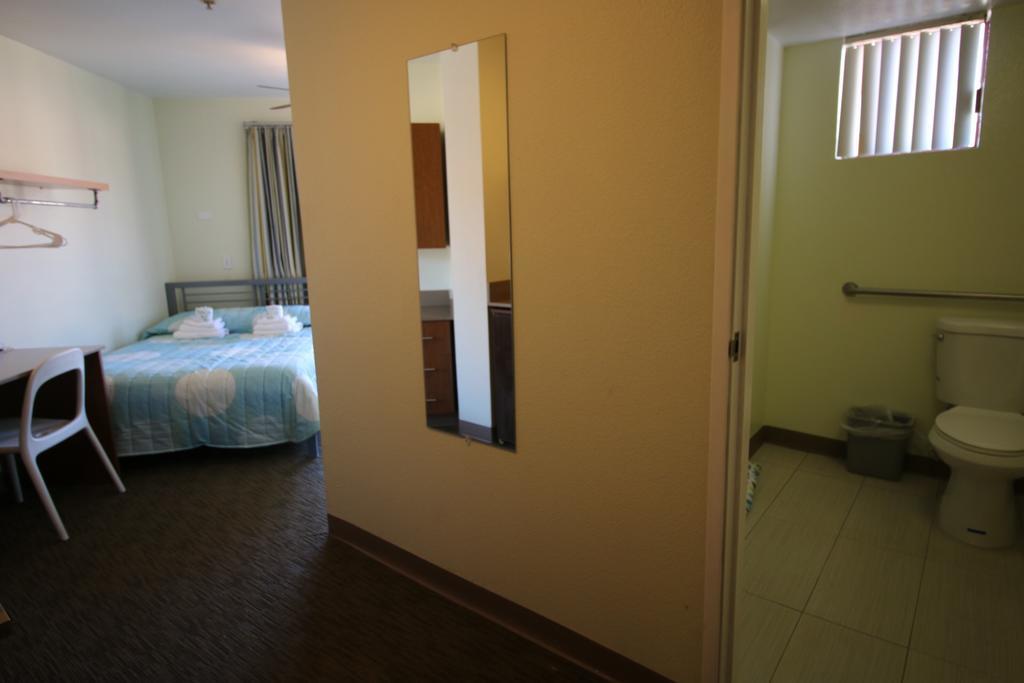 סן דייגו Vantaggio Suites מראה חיצוני תמונה